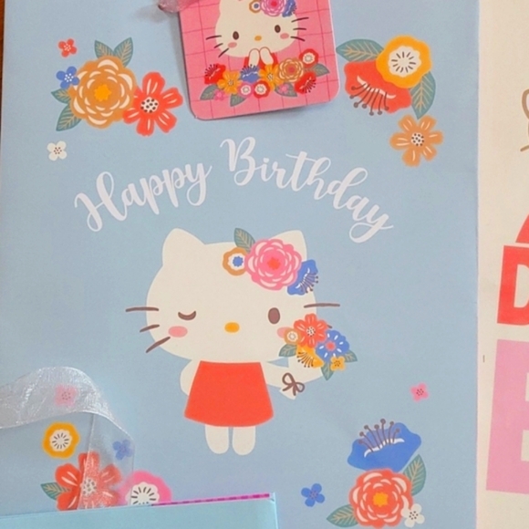 Hello Kitty Birthday Party Gift Bags 💕 - Picture 3 of 8